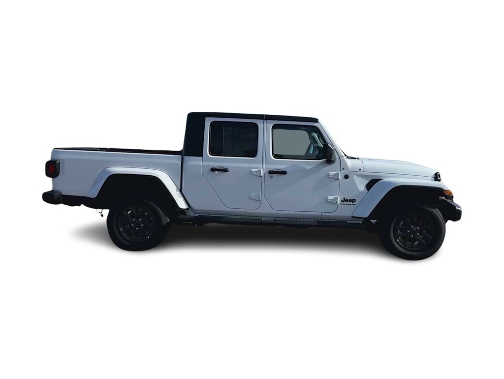 Thumbnail: 2025 Jeep Gladiator - 21