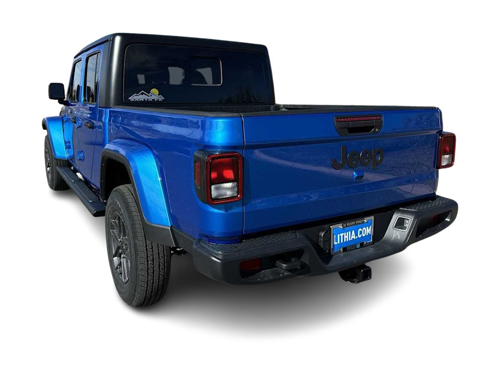 Thumbnail: 2025 Jeep Gladiator - 4