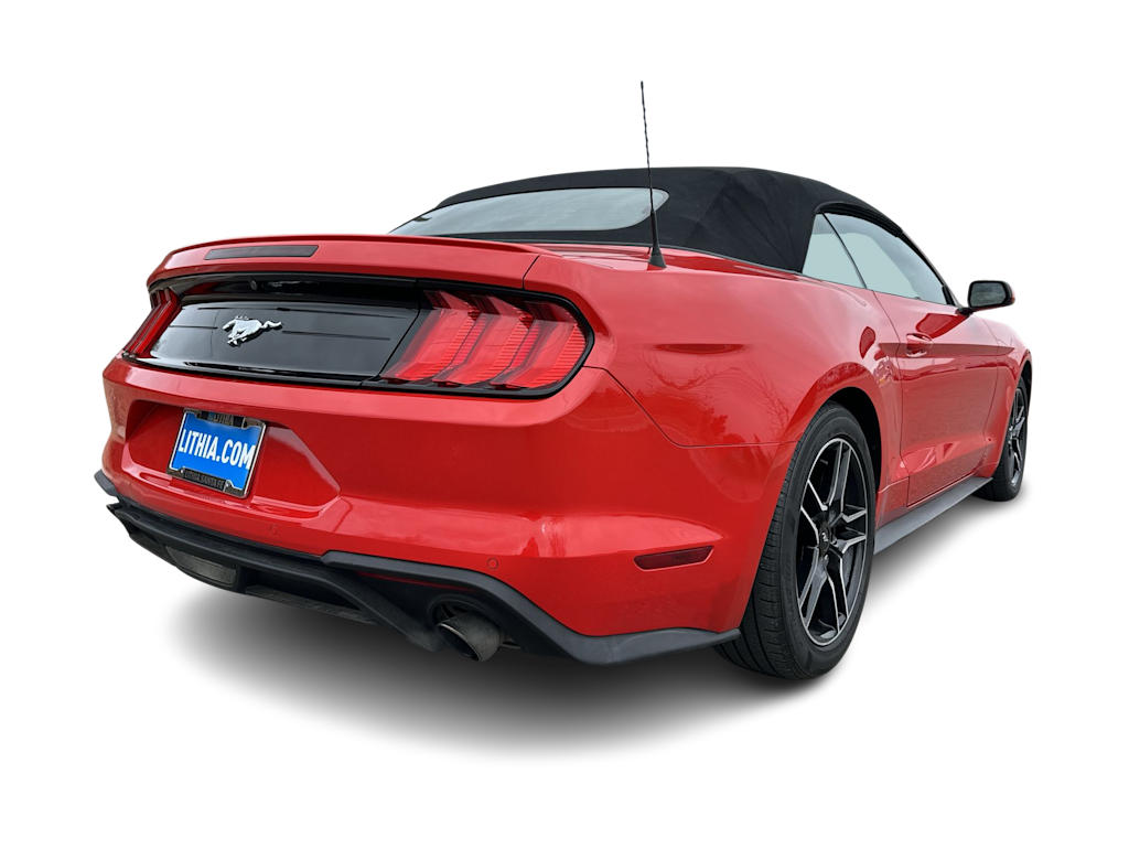 2022 Ford Mustang  30