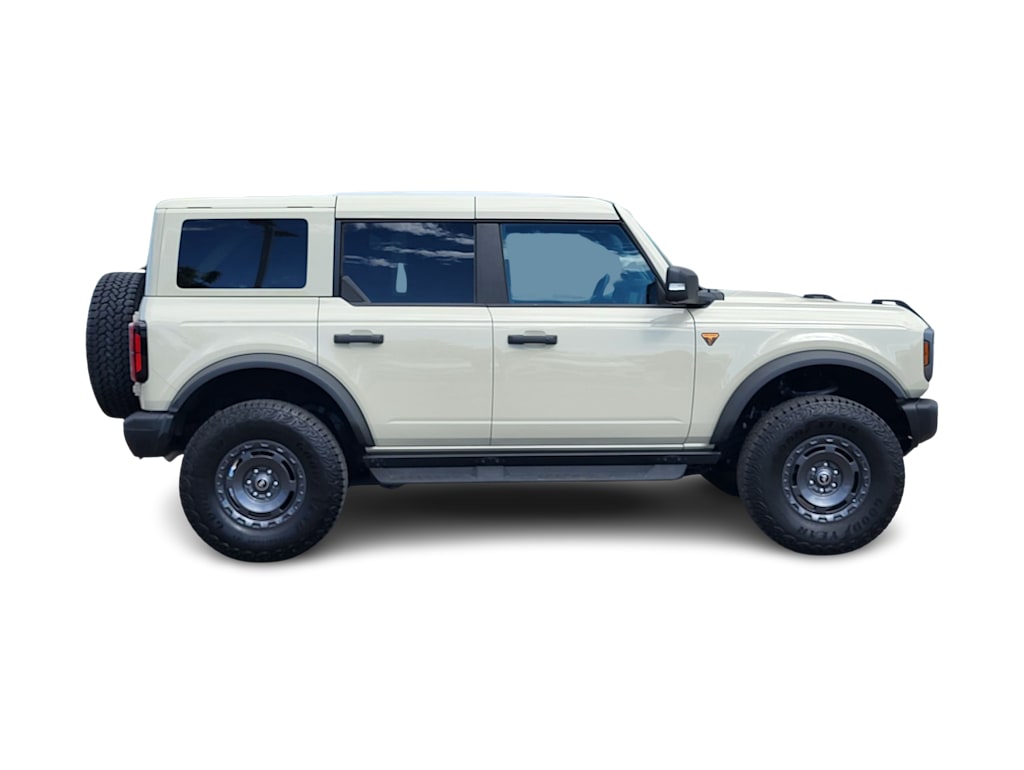 Thumbnail: 2025 Ford Bronco - 17