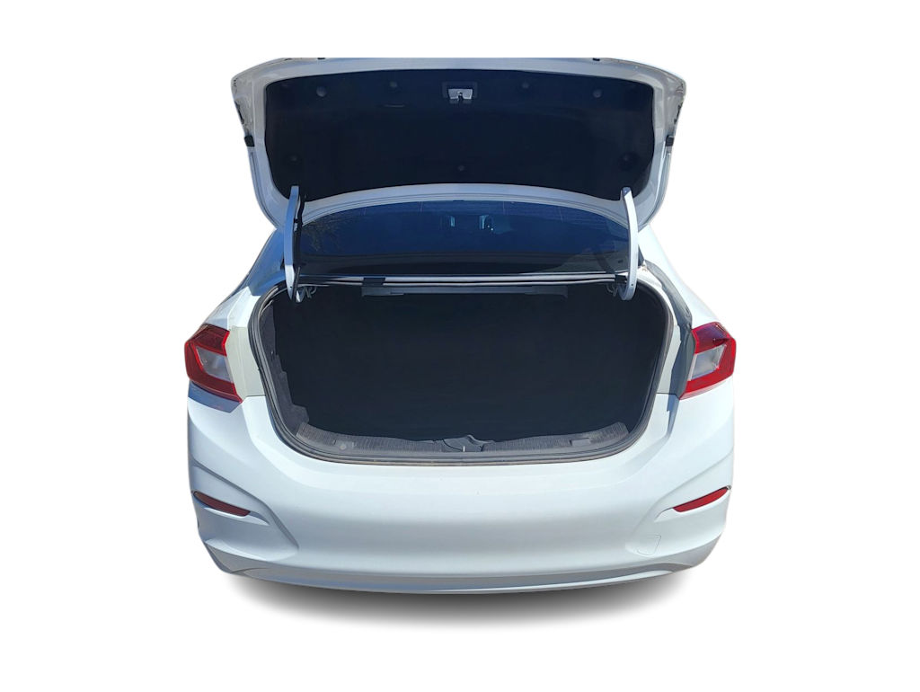 Thumbnail: 2017 Chevrolet Cruze - 16