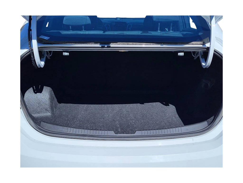 Thumbnail: 2023 Chevrolet Malibu - 15