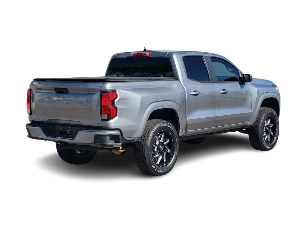 Thumbnail: 2023 Chevrolet Colorado - 18