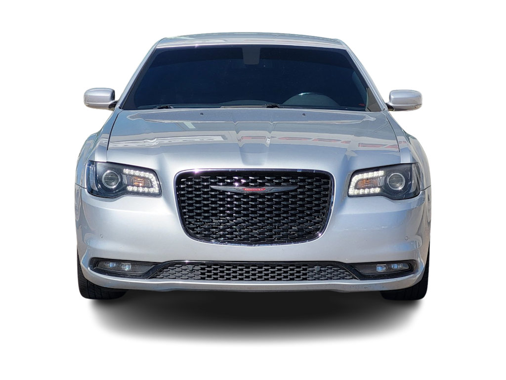Thumbnail: 2021 Chrysler 300 - 4