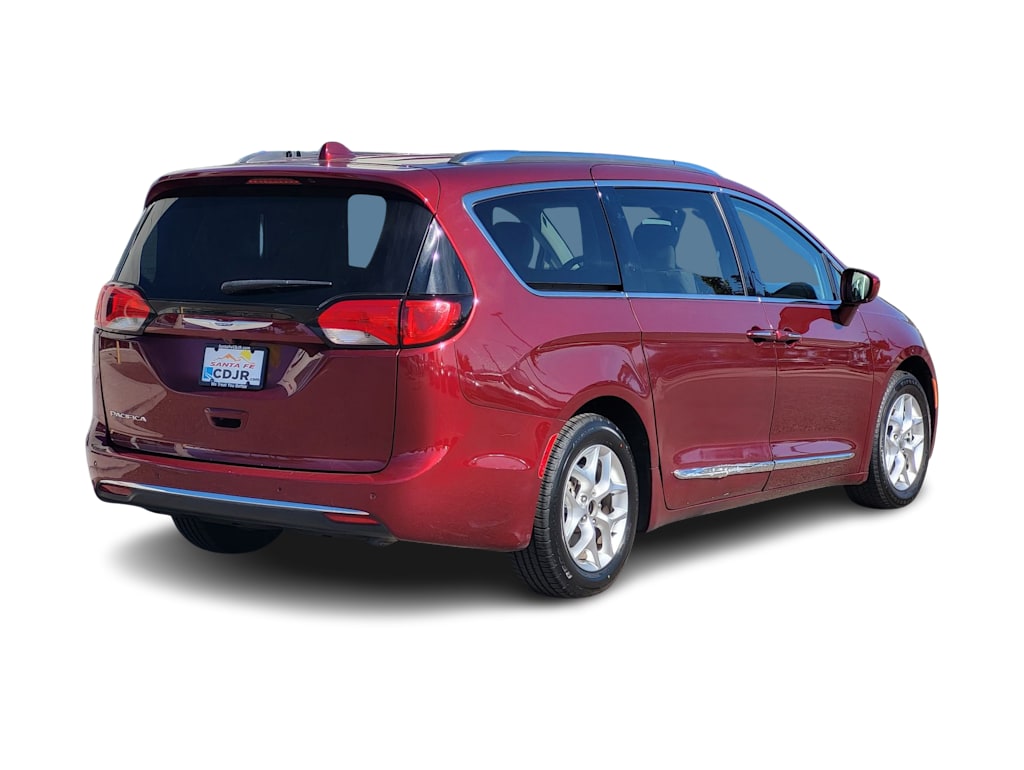 Thumbnail: 2020 Chrysler Pacifica - 15