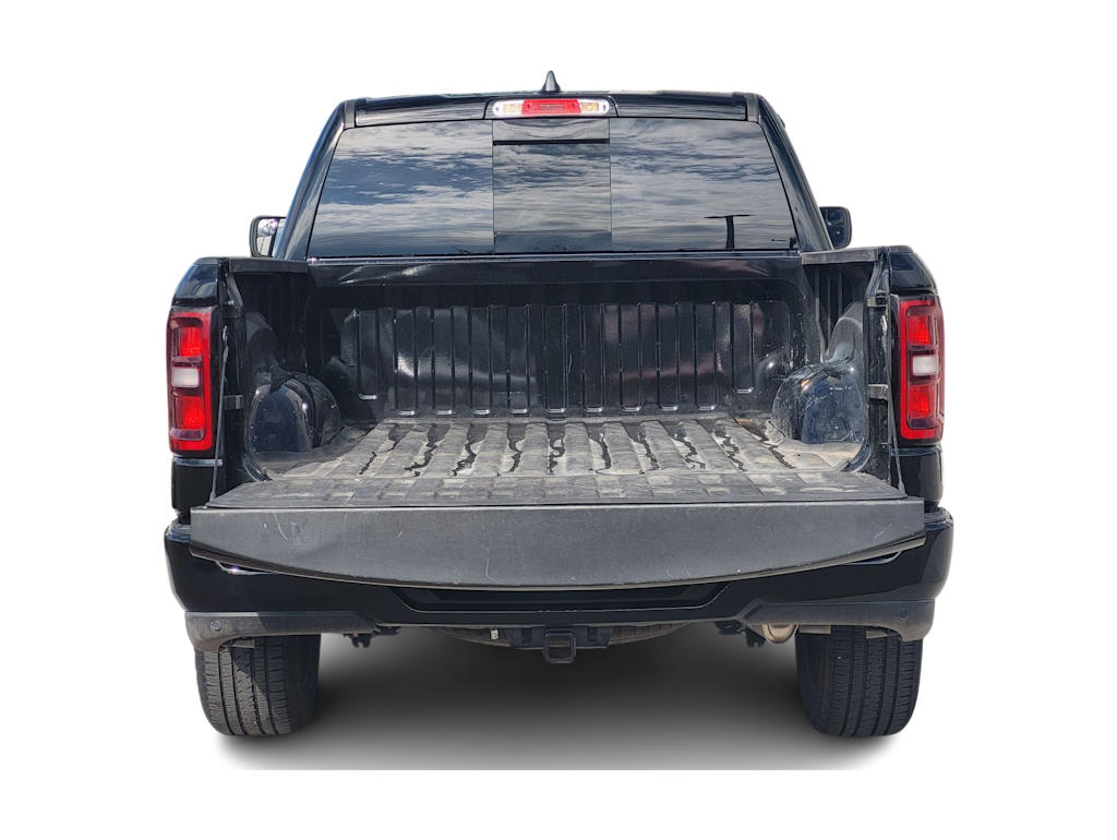 Thumbnail: 2026 RAM 1500 - 15