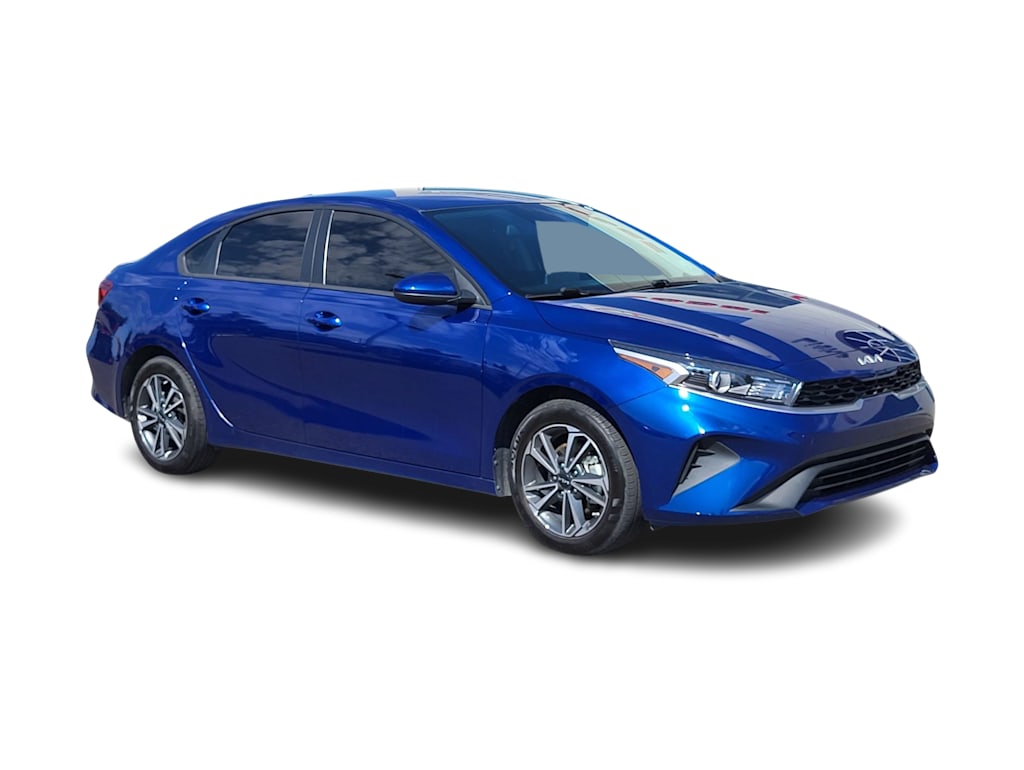 Thumbnail: 2024 Kia Forte - 14
