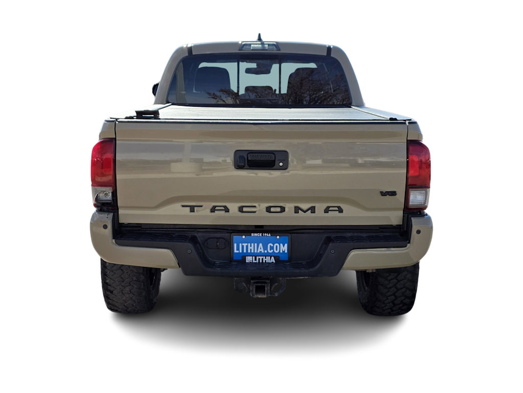 Thumbnail: 2018 Toyota Tacoma - 5