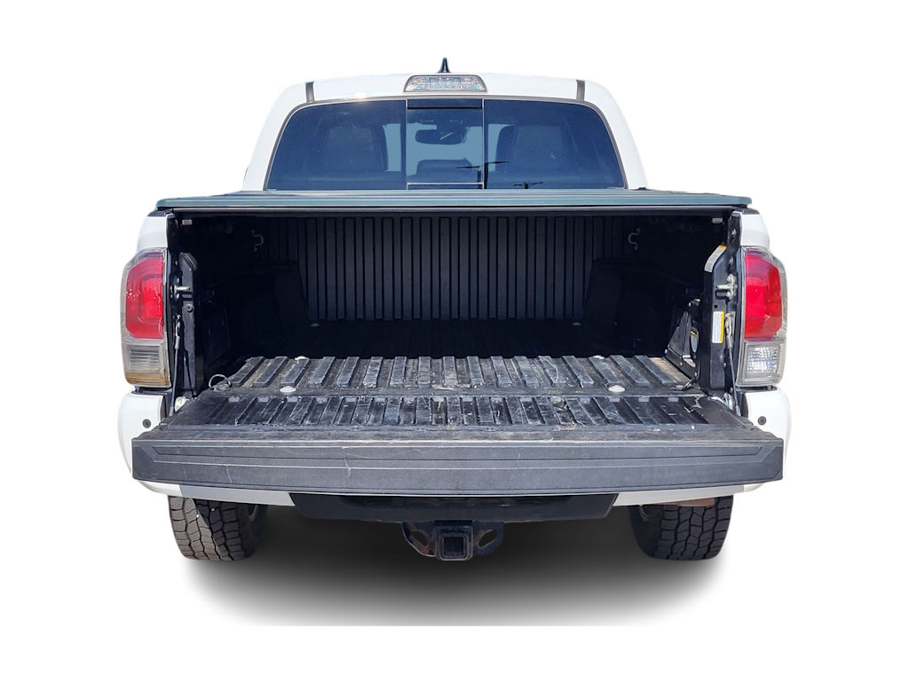 Thumbnail: 2018 Toyota Tacoma - 16