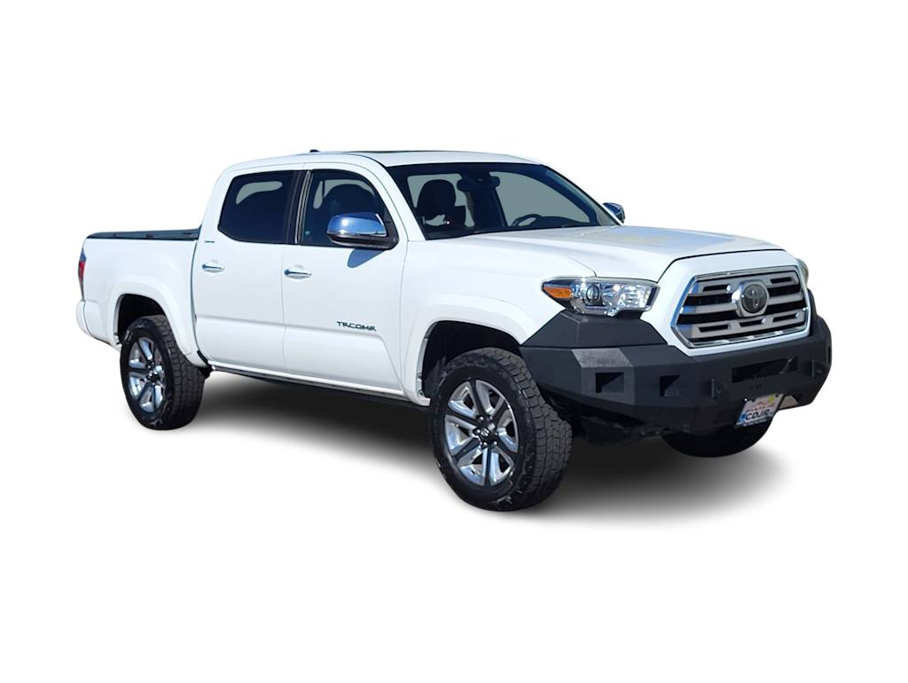 Thumbnail: 2018 Toyota Tacoma - 17