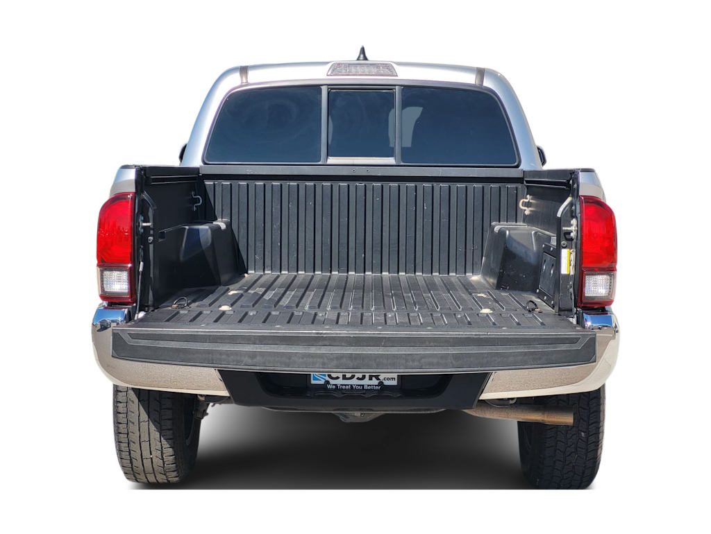 Thumbnail: 2023 Toyota Tacoma - 15