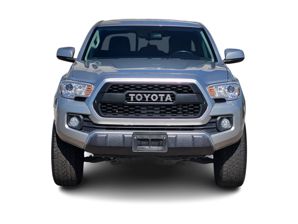Thumbnail: 2023 Toyota Tacoma - 4