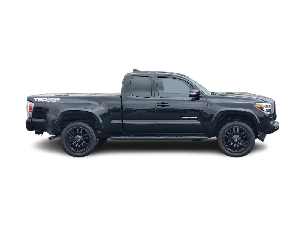 Thumbnail: 2020 Toyota Tacoma - 18