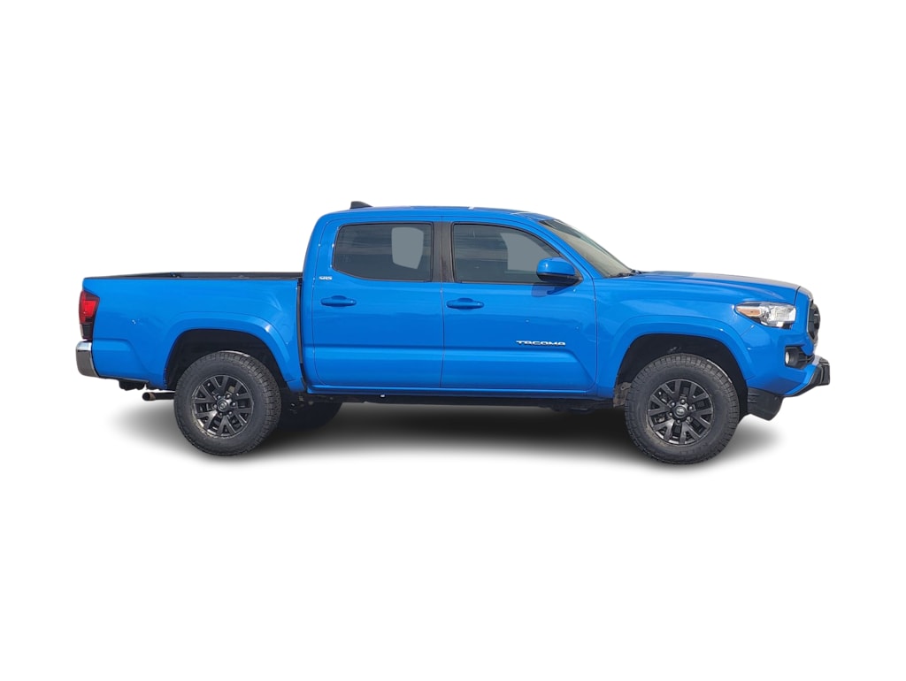 Thumbnail: 2020 Toyota Tacoma - 3