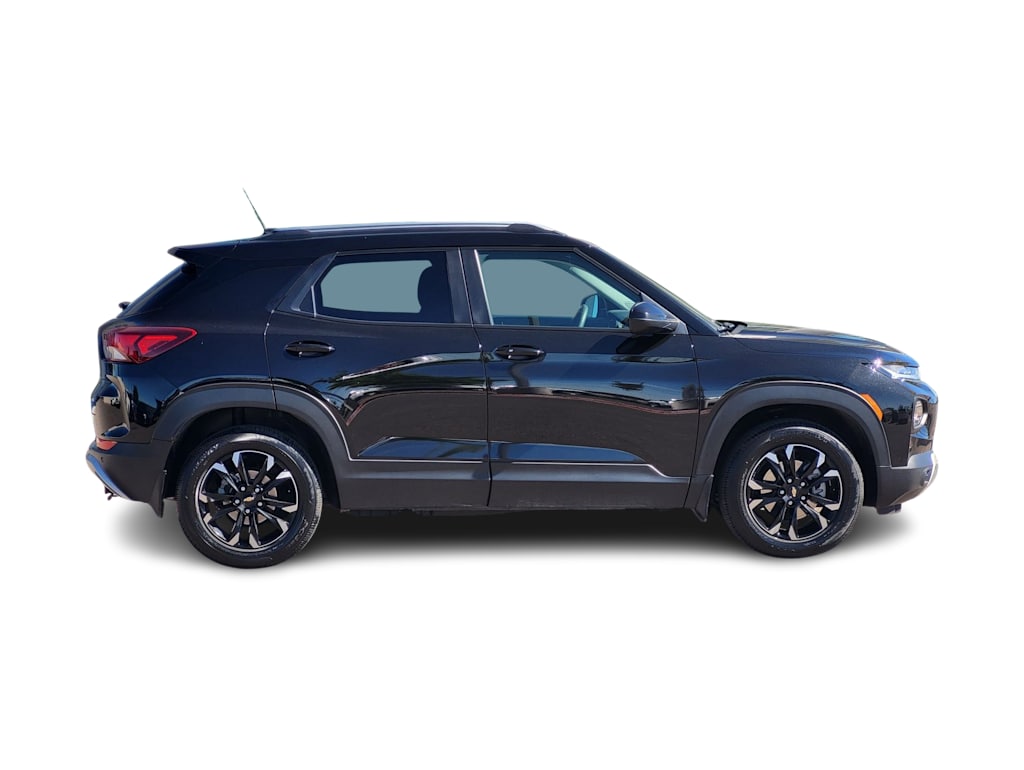 Thumbnail: 2022 Chevrolet TrailBlazer - 16