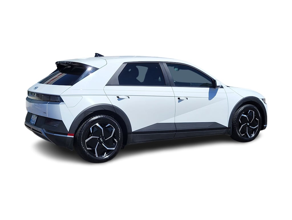 Thumbnail: 2023 Hyundai Ioniq 5 - 17