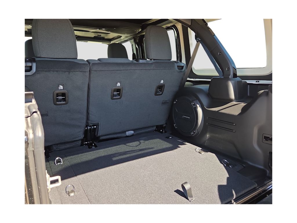Thumbnail: 2026 Jeep Wrangler - 15