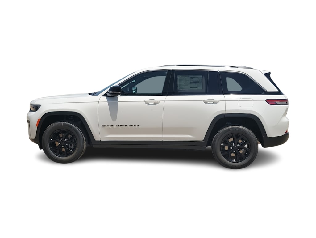 Thumbnail: 2026 Jeep Grand Cherokee - 3