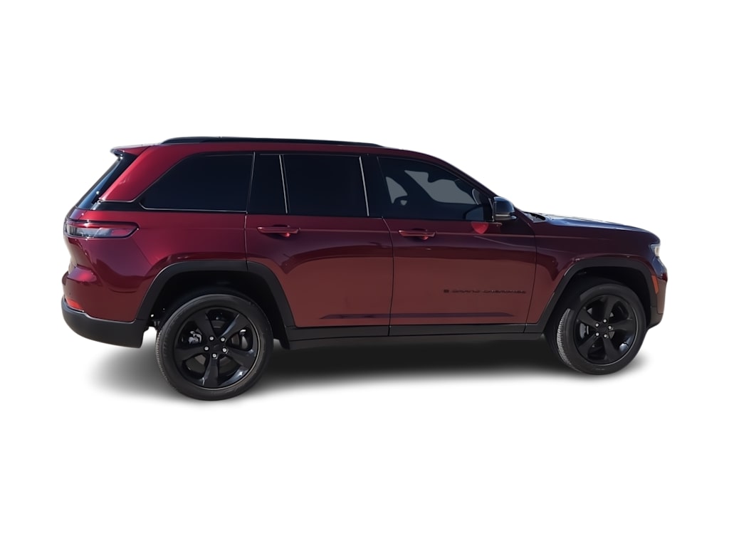 Thumbnail: 2024 Jeep Grand Cherokee - 21