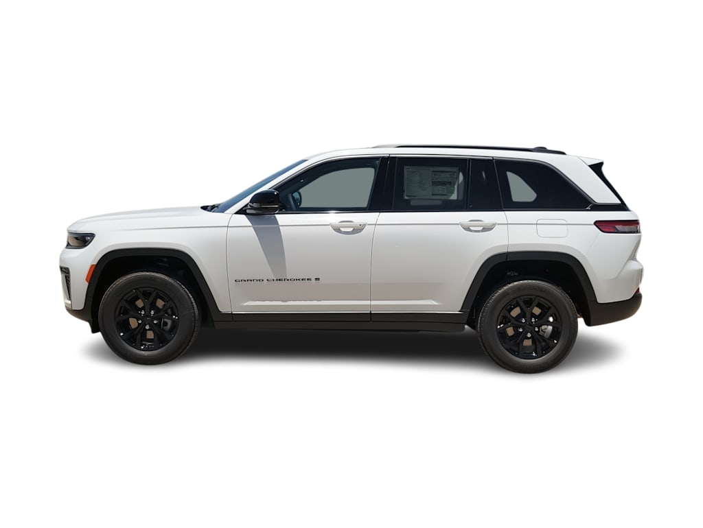 Thumbnail: 2026 Jeep Grand Cherokee - 3