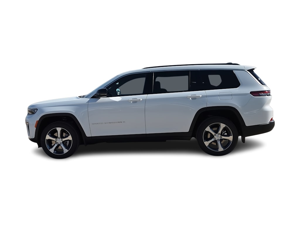 Thumbnail: 2026 Jeep Grand Cherokee - 3