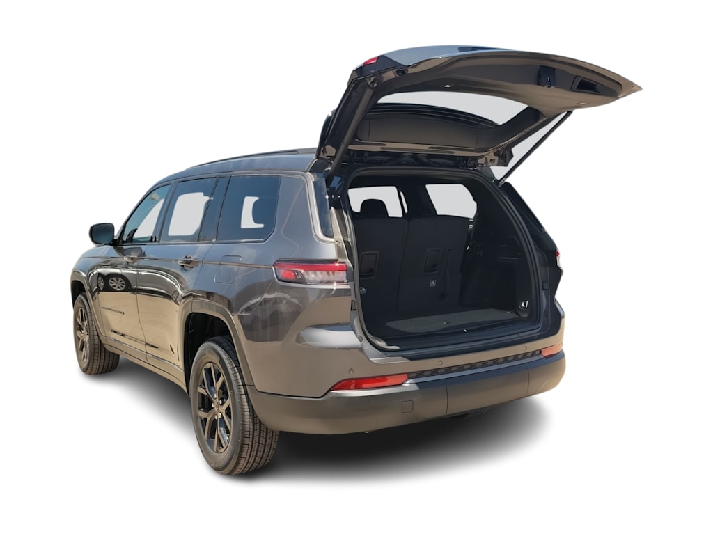 Thumbnail: 2026 Jeep Grand Cherokee L - 23