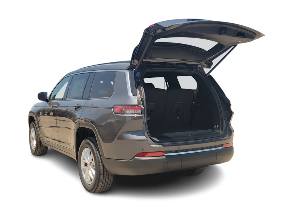 Thumbnail: 2026 Jeep Grand Cherokee L - 23