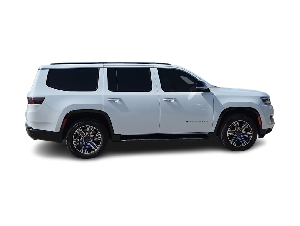 Thumbnail: 2023 Jeep Wagoneer - 21