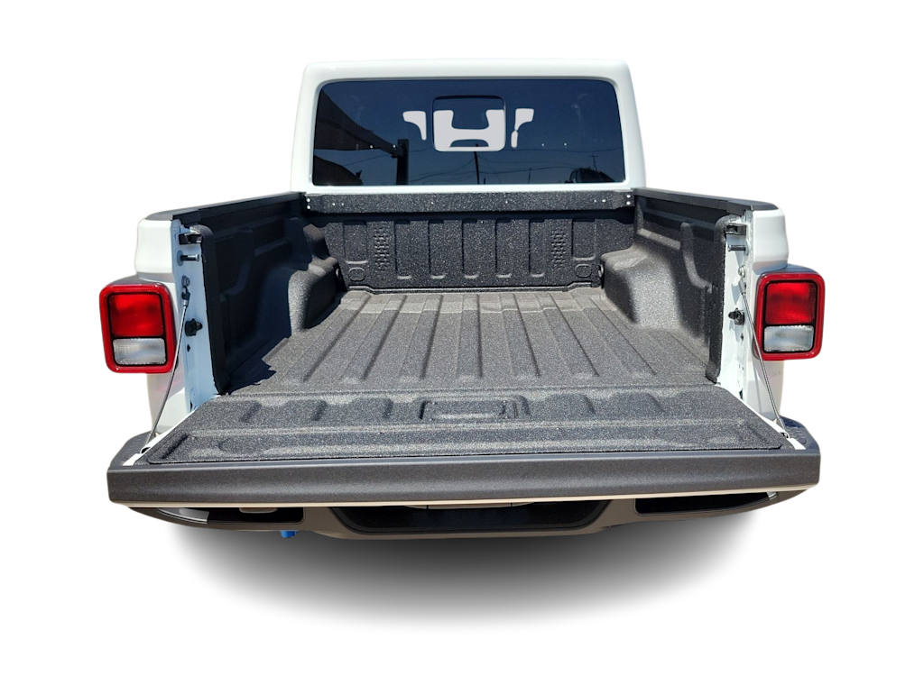 Thumbnail: 2026 Jeep Gladiator - 17