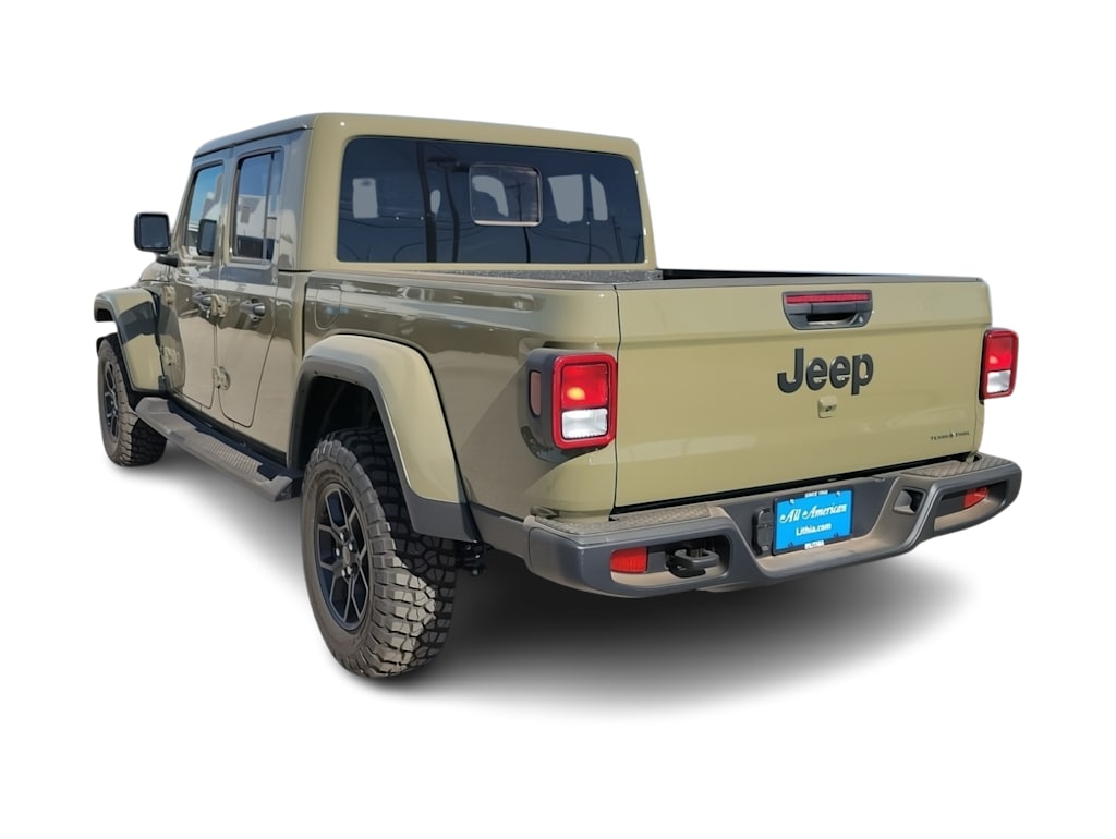 Thumbnail: 2026 Jeep Gladiator - 4