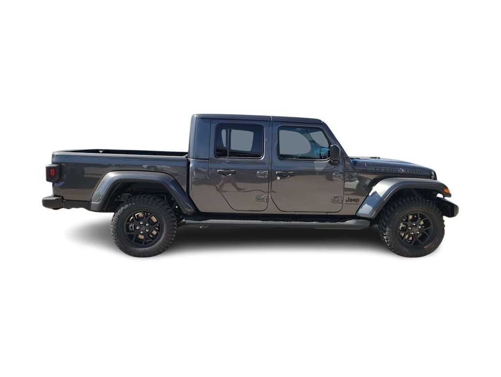 Thumbnail: 2026 Jeep Gladiator - 22