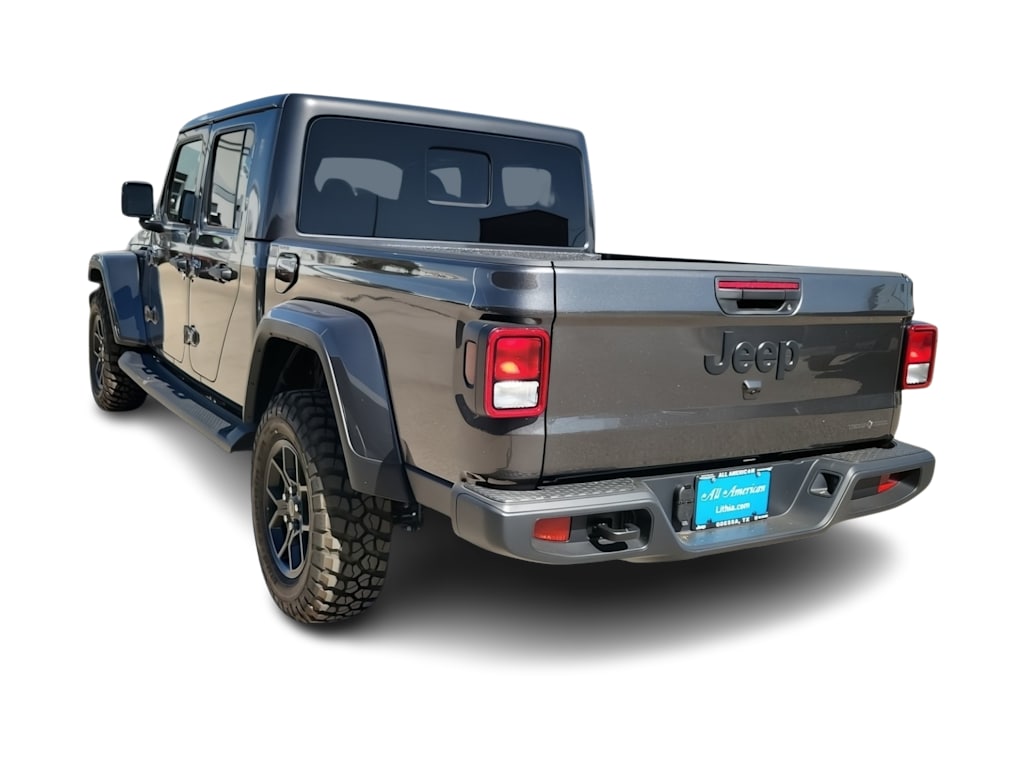 Thumbnail: 2026 Jeep Gladiator - 4