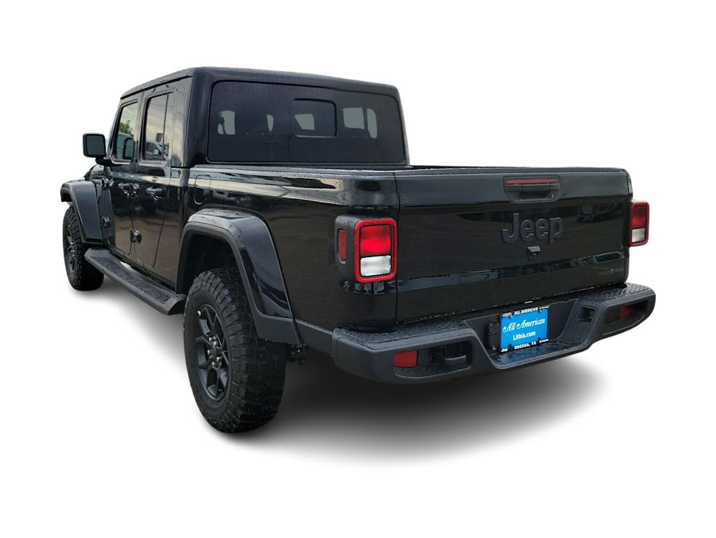 Thumbnail: 2025 Jeep Gladiator - 4