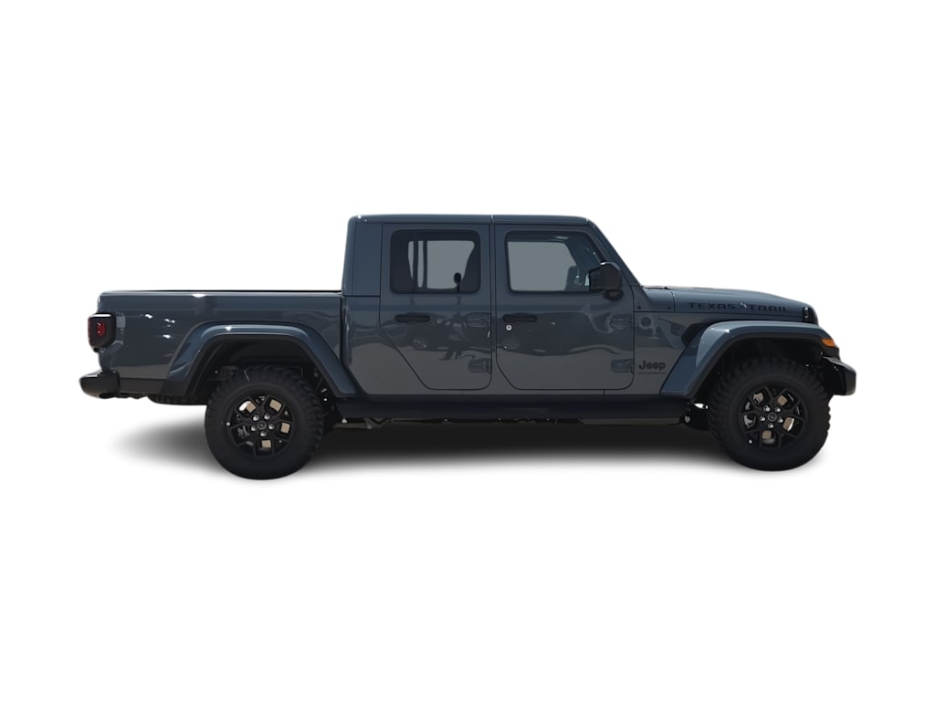 Thumbnail: 2026 Jeep Gladiator - 21