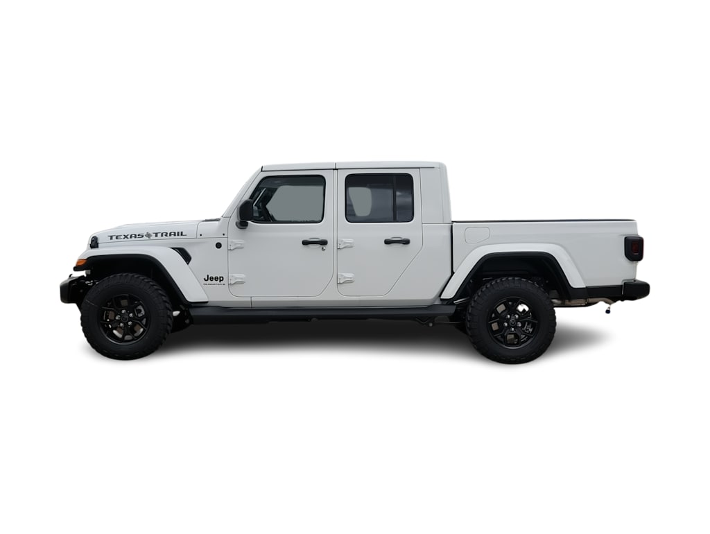 Thumbnail: 2026 Jeep Gladiator - 3