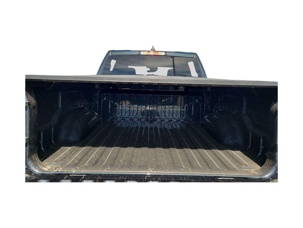 Thumbnail: 2026 RAM 1500 - 18