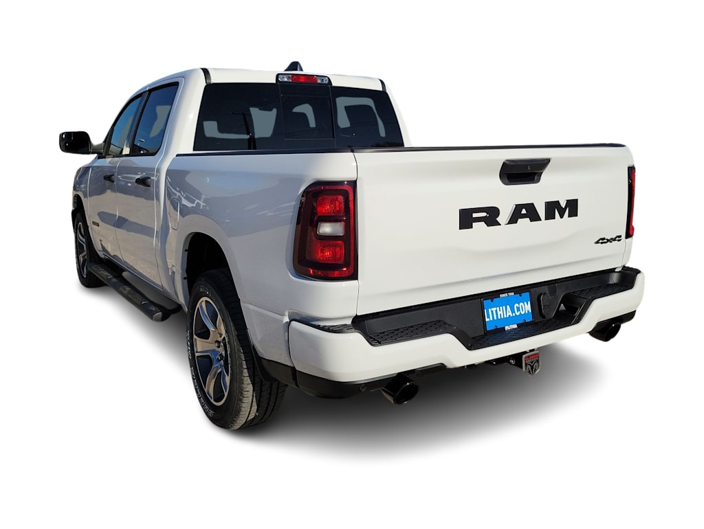 Thumbnail: 2026 RAM 1500 - 4