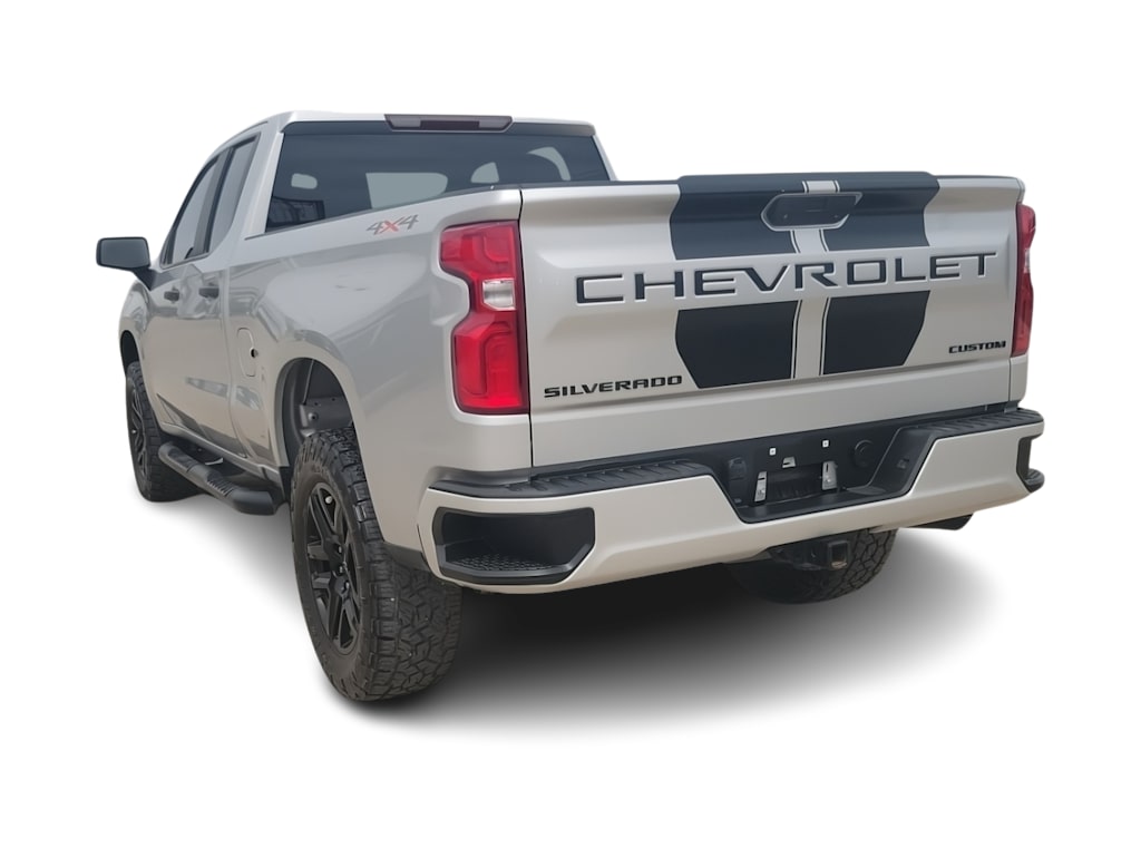 Thumbnail: 2022 Chevrolet Silverado 1500 - 4