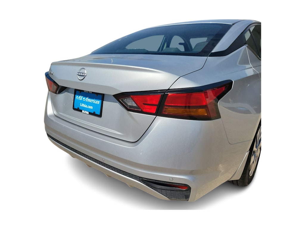 Thumbnail: 2024 Nissan Altima - 21