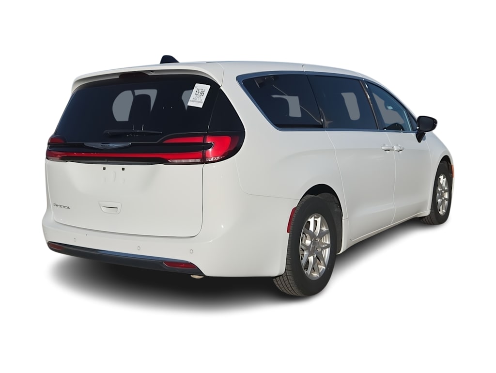 Thumbnail: 2025 Chrysler Pacifica - 20