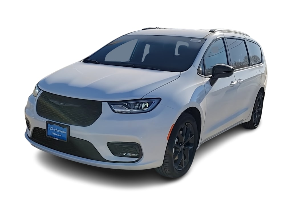 Thumbnail: 2026 Chrysler Pacifica - 21