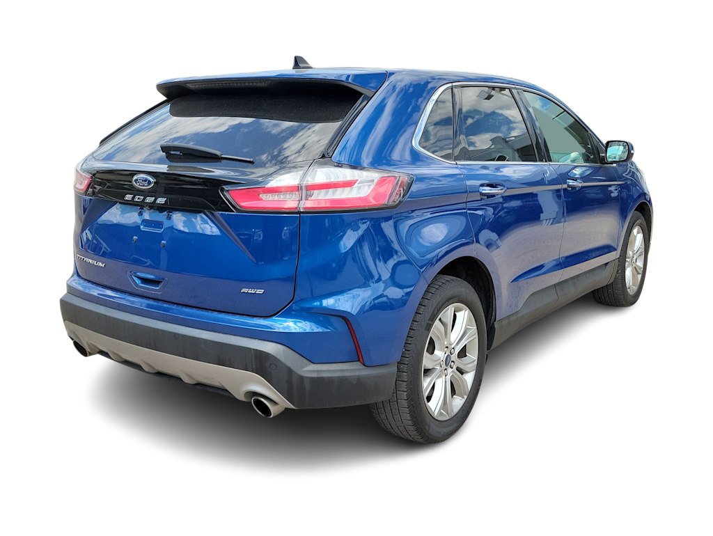 2022 Ford Edge Titanium 18