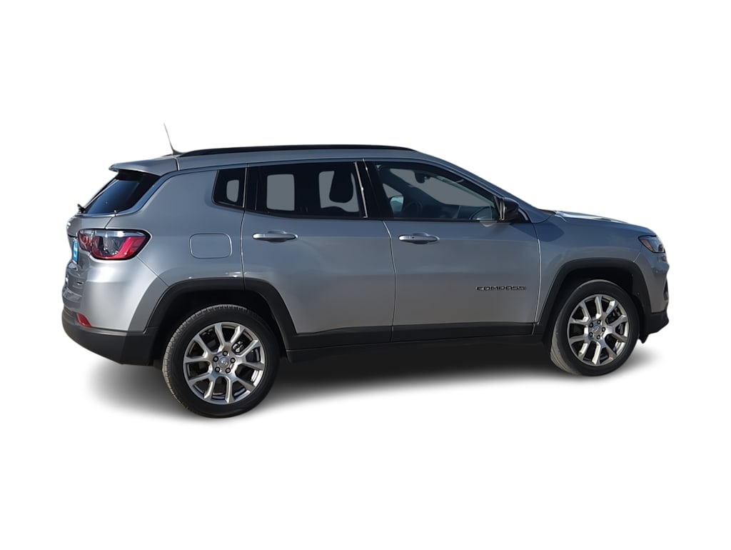 Thumbnail: 2022 Jeep Compass - 20