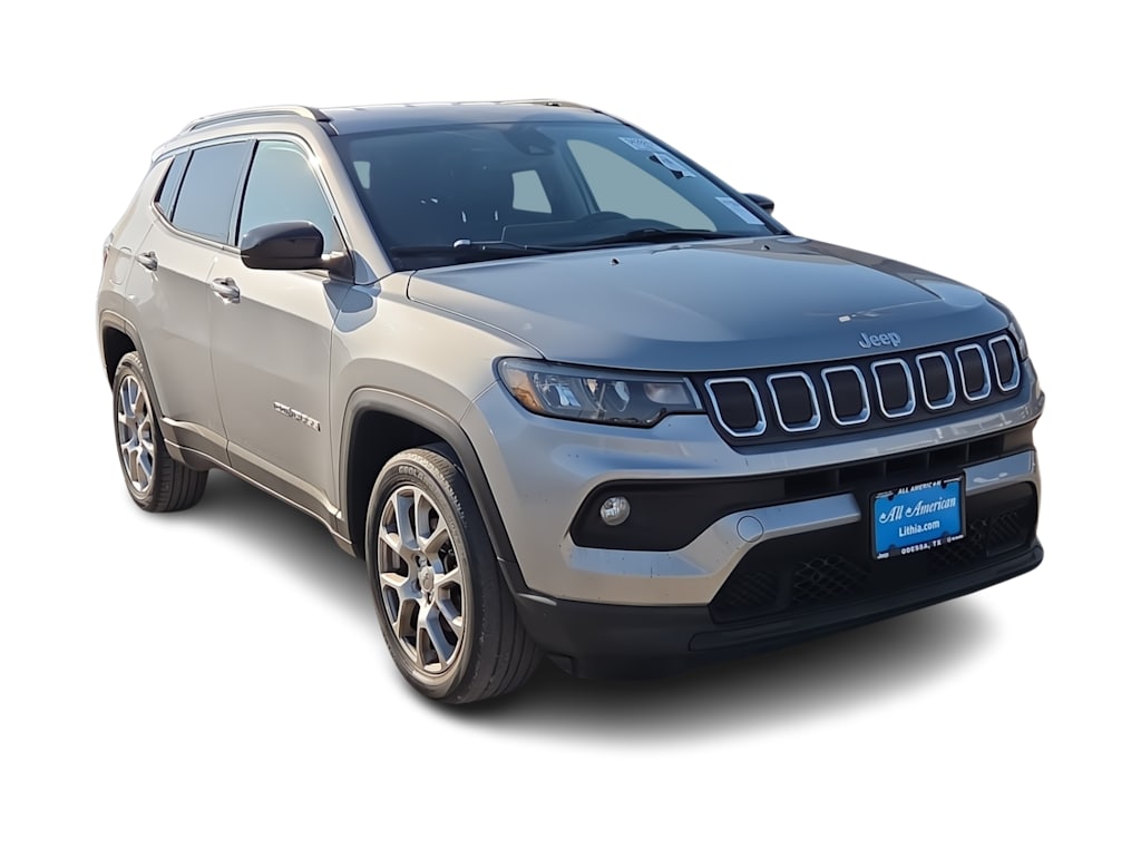 Thumbnail: 2022 Jeep Compass - 17