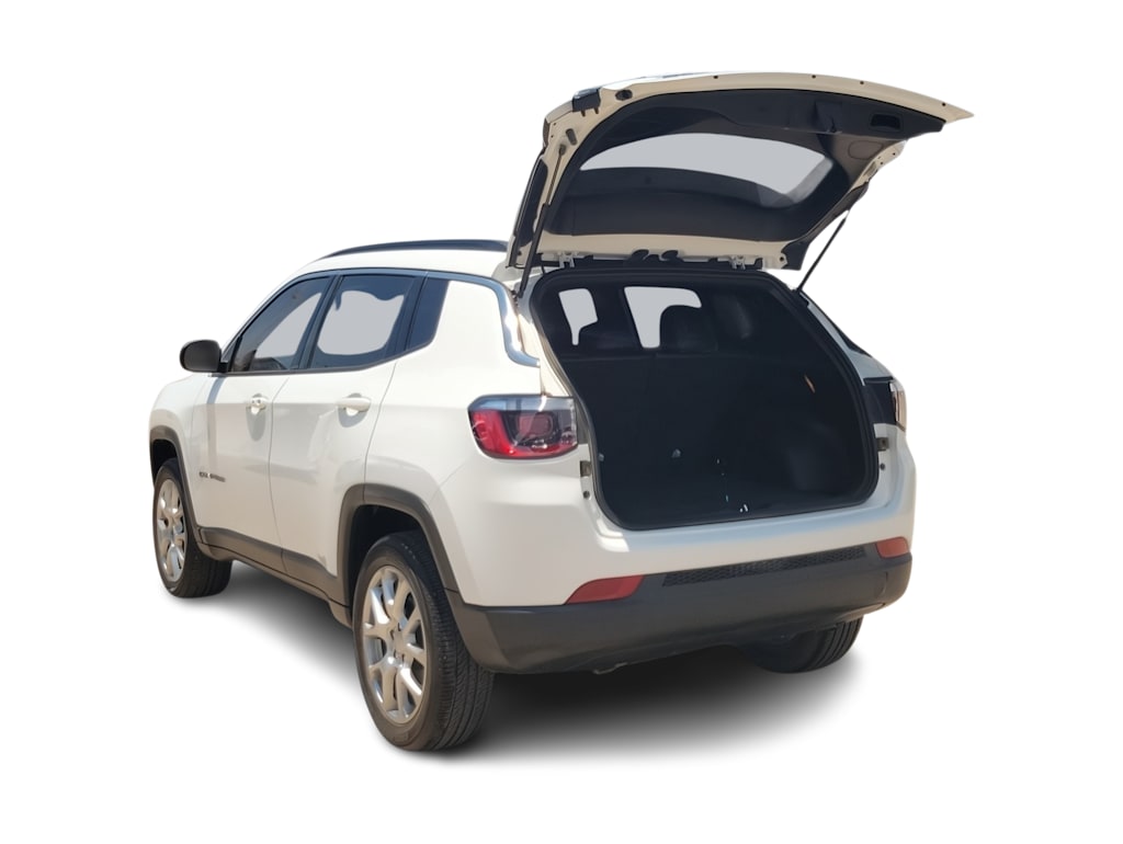 Thumbnail: 2023 Jeep Compass - 24