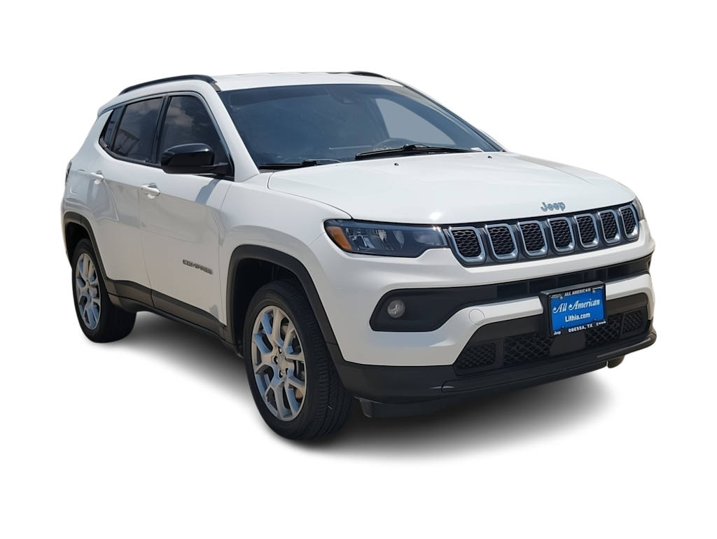 Thumbnail: 2023 Jeep Compass - 17