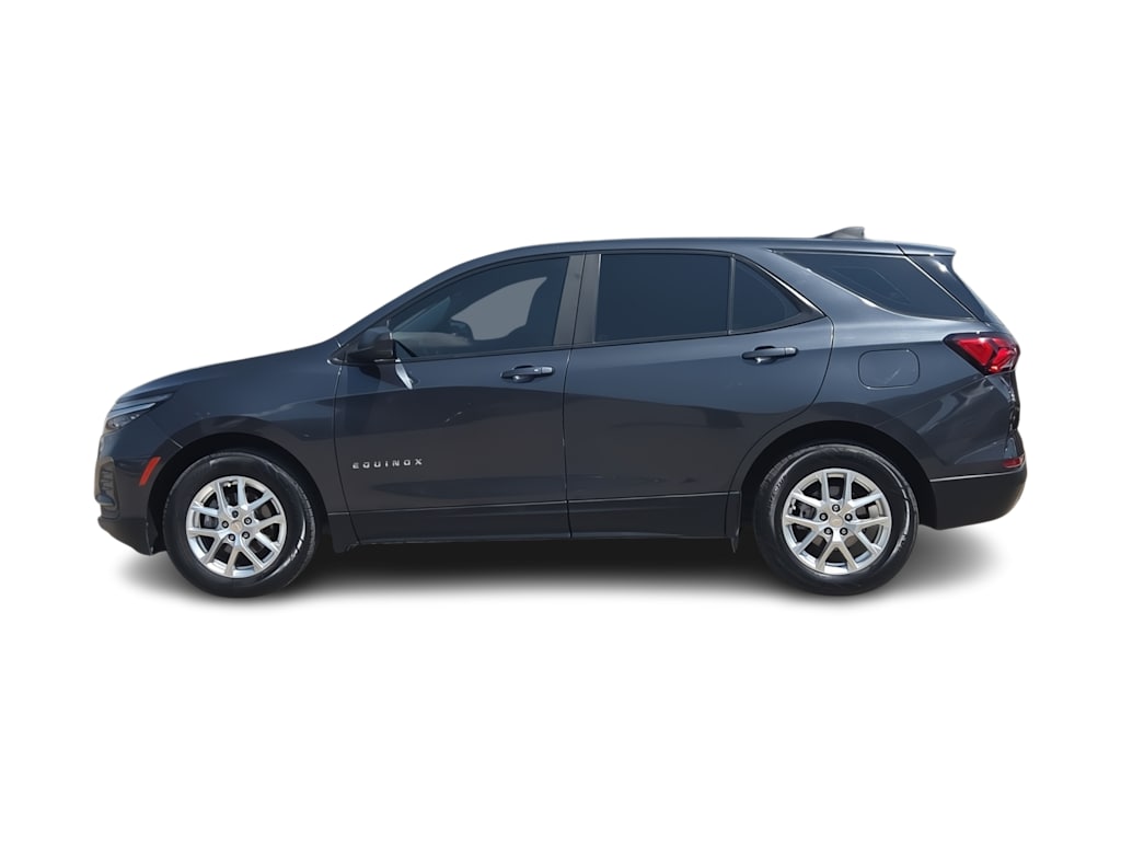 Thumbnail: 2022 Chevrolet Equinox - 3
