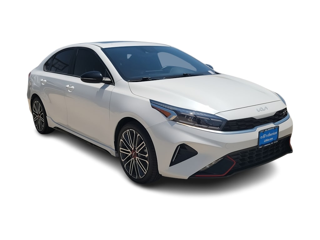 Thumbnail: 2022 Kia Forte - 18