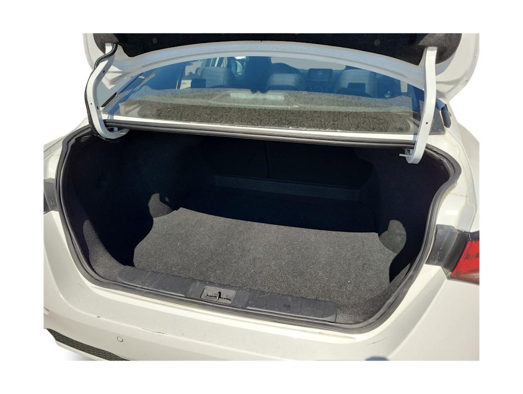 Thumbnail: 2024 Nissan Sentra - 17