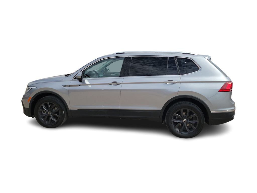 Thumbnail: 2024 Volkswagen Tiguan - 3